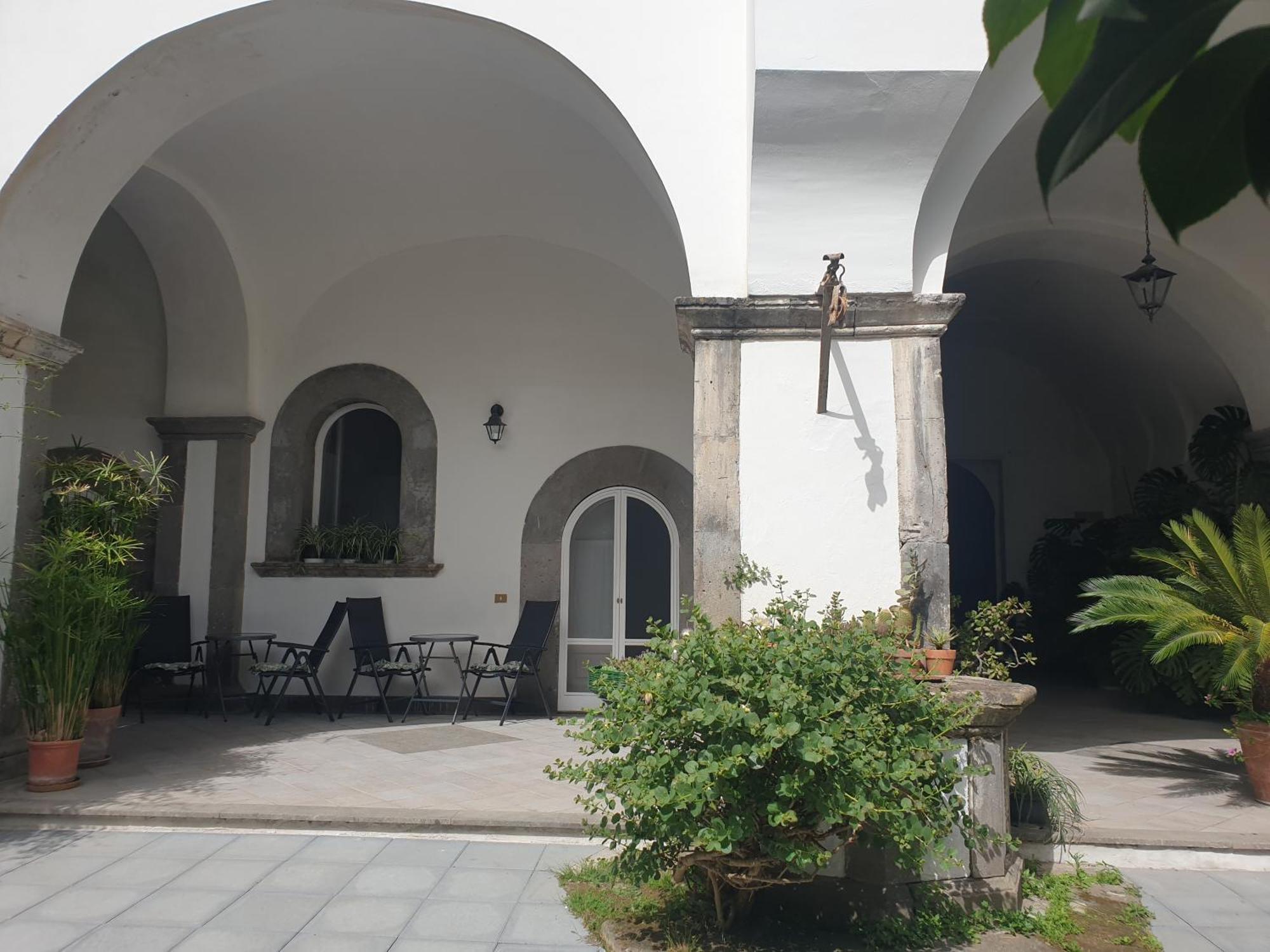 Готель La Casa Delle Camelie Мета Екстер'єр фото